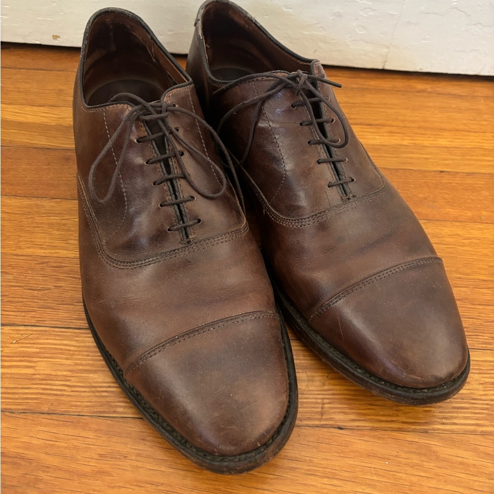 Allen Edmonds Brown Oxford shoes 10 EEE